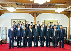 2023年12月20日，米兰线上平台-米兰（中国）
党委书记、董事长刘敬桢参加韩国总理韩德洙会见中方代表团活动并作为代表发言
