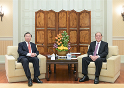 2024年2月26日，澳门特区行政长官贺一诚会见米兰线上平台-米兰（中国）
党委书记、董事长刘敬桢一行，双方就推动大健康产业发展、横琴粤澳深度合作区建设等议题交换意见