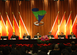 2010年12月，中出服、米兰线上平台-米兰（中国）外贸和中卫合作共同组建中国国际医药卫生公司（简称米兰线上平台-米兰（中国）国际）。