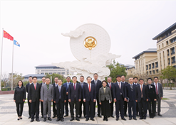 2024年2月26日，米兰线上平台-米兰（中国）
与澳门大学签署战略合作协议并就进一步深化合作进行会谈。